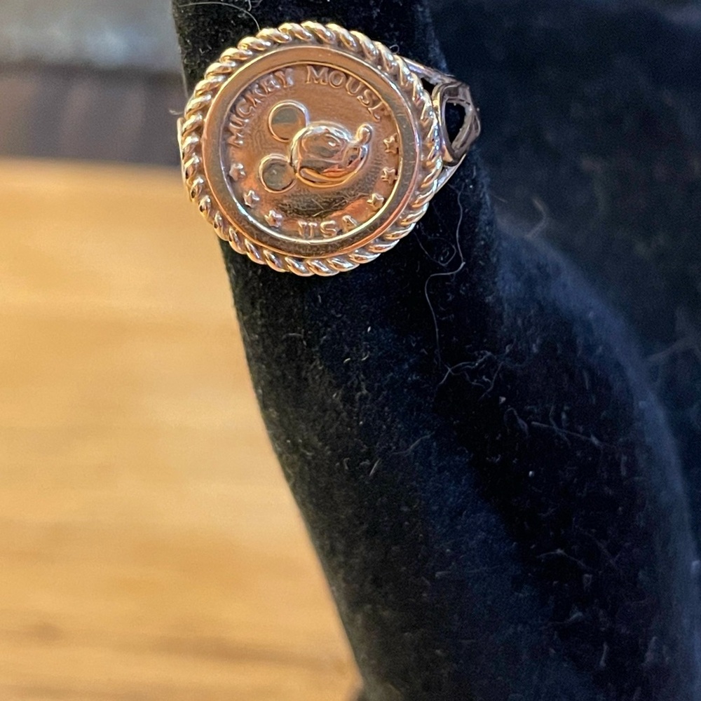 Van Dell Disney 10kt Gold Mickey Mouse USA Coin Ring size 5 Vintage Original Box - Picture 5 of 16